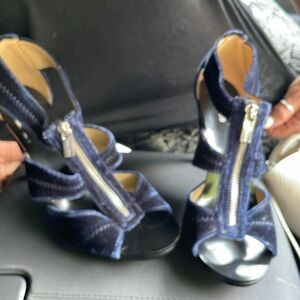 Michael Kors S 9 M Blue velvet zip up heels